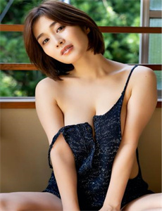 浴室情欲HD三级-熊猫tv女主播打屁股兔兔