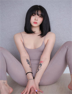 刚开笣没多久的大一美女酒店-受被绑在床头做到崩溃H